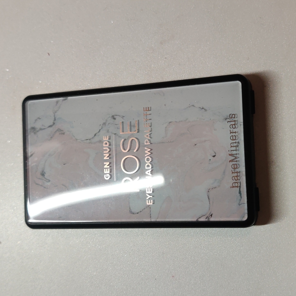 Gen Nude High Pigment Eyeshadow Palette